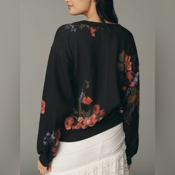 Anthropologie’s Niki Black Floral Sweatshirt from Pilcro - Picture 3 of 5
